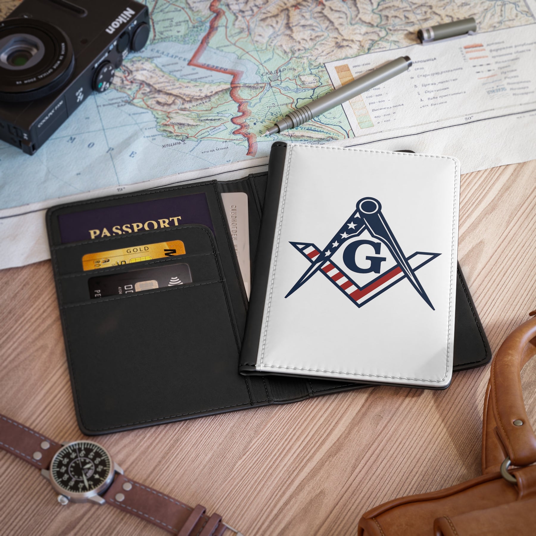 Master Mason Blue Lodge Passport Cover - US Flag Square & Compass G PU Leather - Bricks Masons