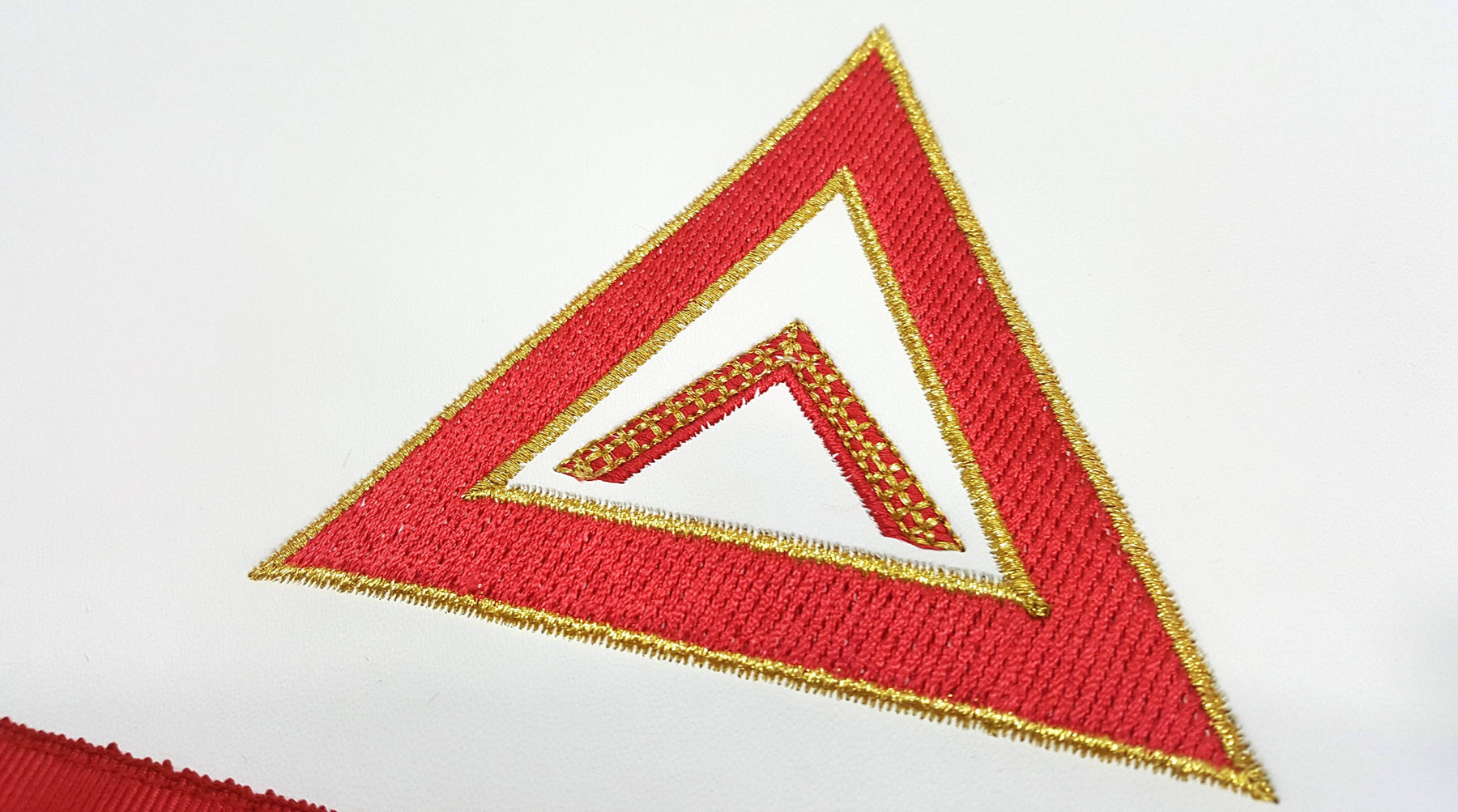 Worshipful Master Chapter Officer Apron - Red Machine Embroidery