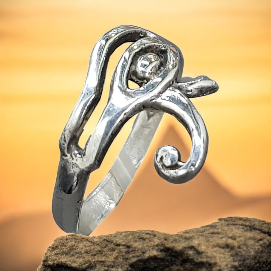 Egyptian Eye of Horus Ring Silver 2 x 1 cm 3 g Art 871 - Bricks Masons