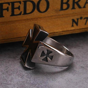 Knights Templar Ring - 25mm Stainless Steel Black Cross - Bricks Masons