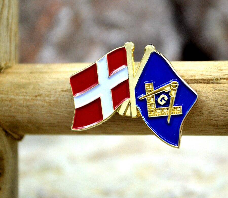 Master Mason Blue Lodge Lapel Pin - Denmark and Freemason Friendship Flag