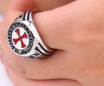 Red Enamel Cross Knights Templar Ring - Bricks Masons